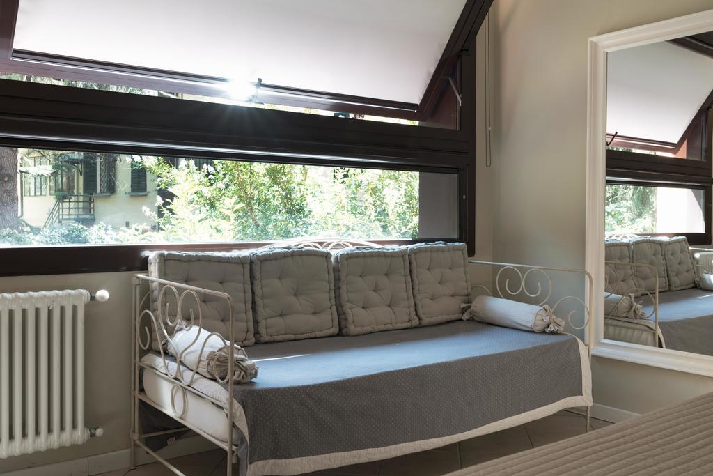 Отель Bed In Bo Saragozza Болонья Экстерьер фото